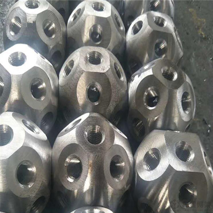 冷水江螺栓球网架加工安装方法